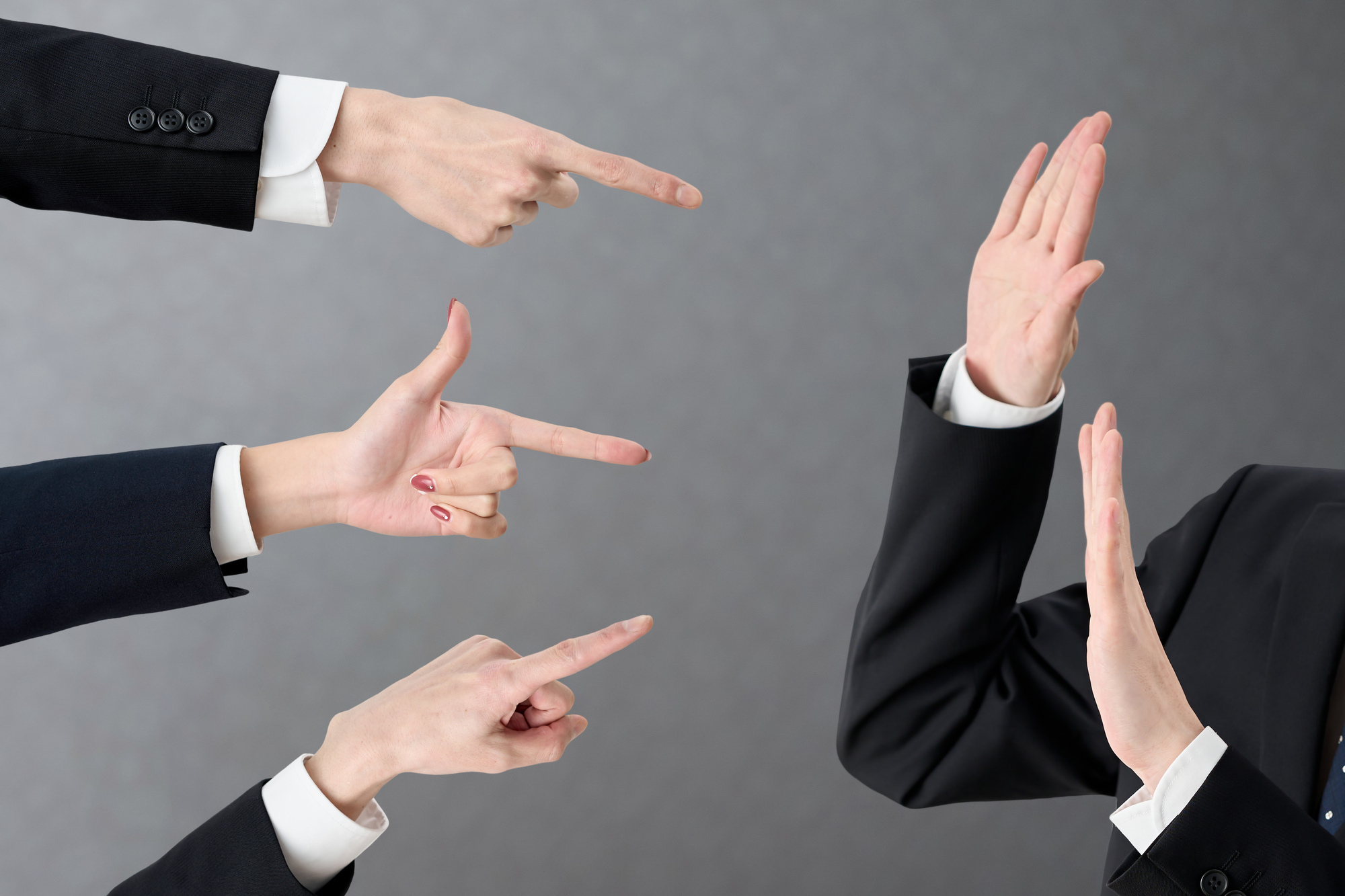 ハラスメント対策の具体例5選！種類や特徴、対応手順も解説