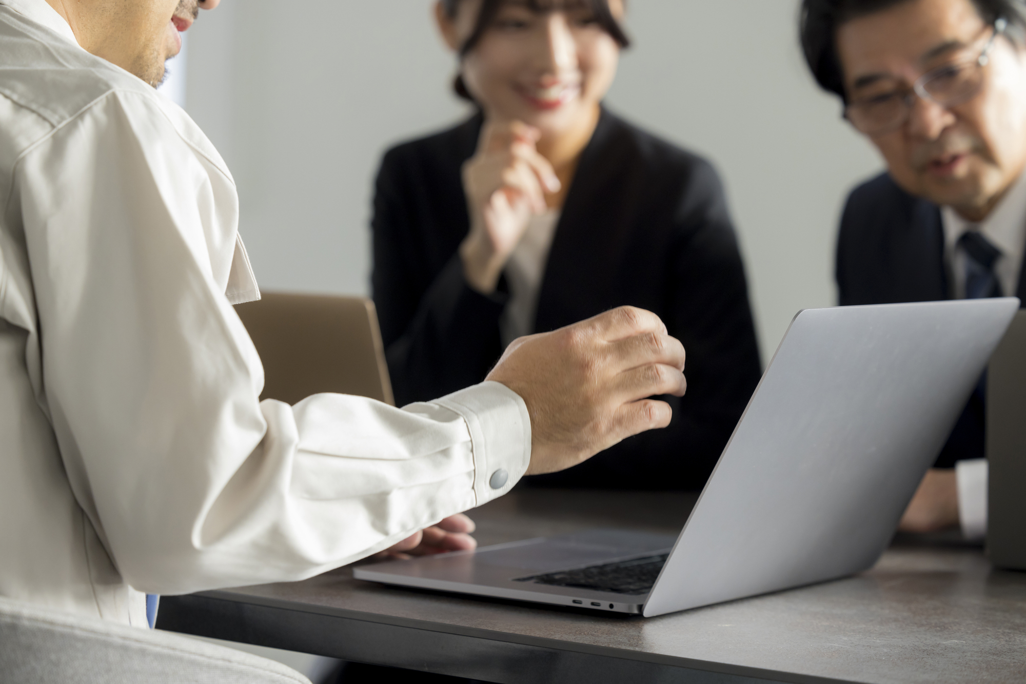 組織サーベイとは？おすすめ比較24選！目的・選び方・実施手順などを徹底解説