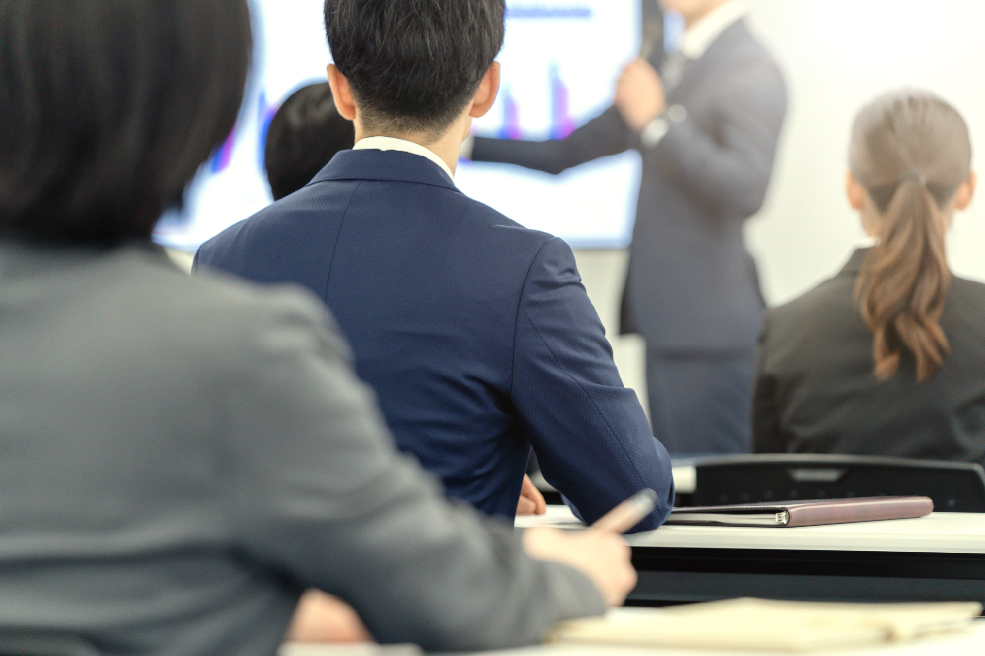 研修管理システムのおすすめ25選を比較｜LMSとの違いや主な機能、選び方を徹底解説