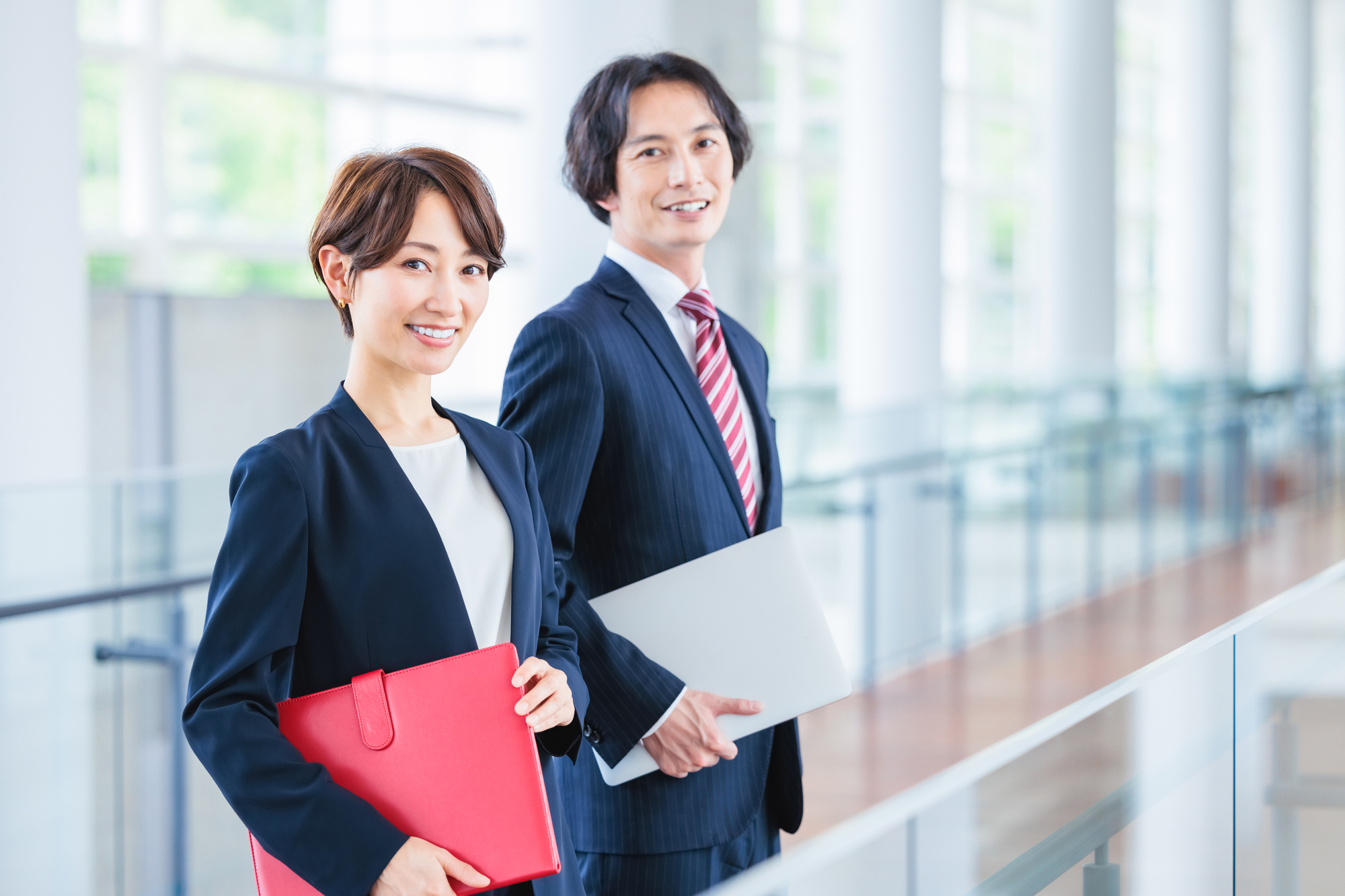 【2026年最新】オンライン労務相談サービスのおすすめ9選を比較｜社労士に定額・チャットで相談できるサービスを徹底解説