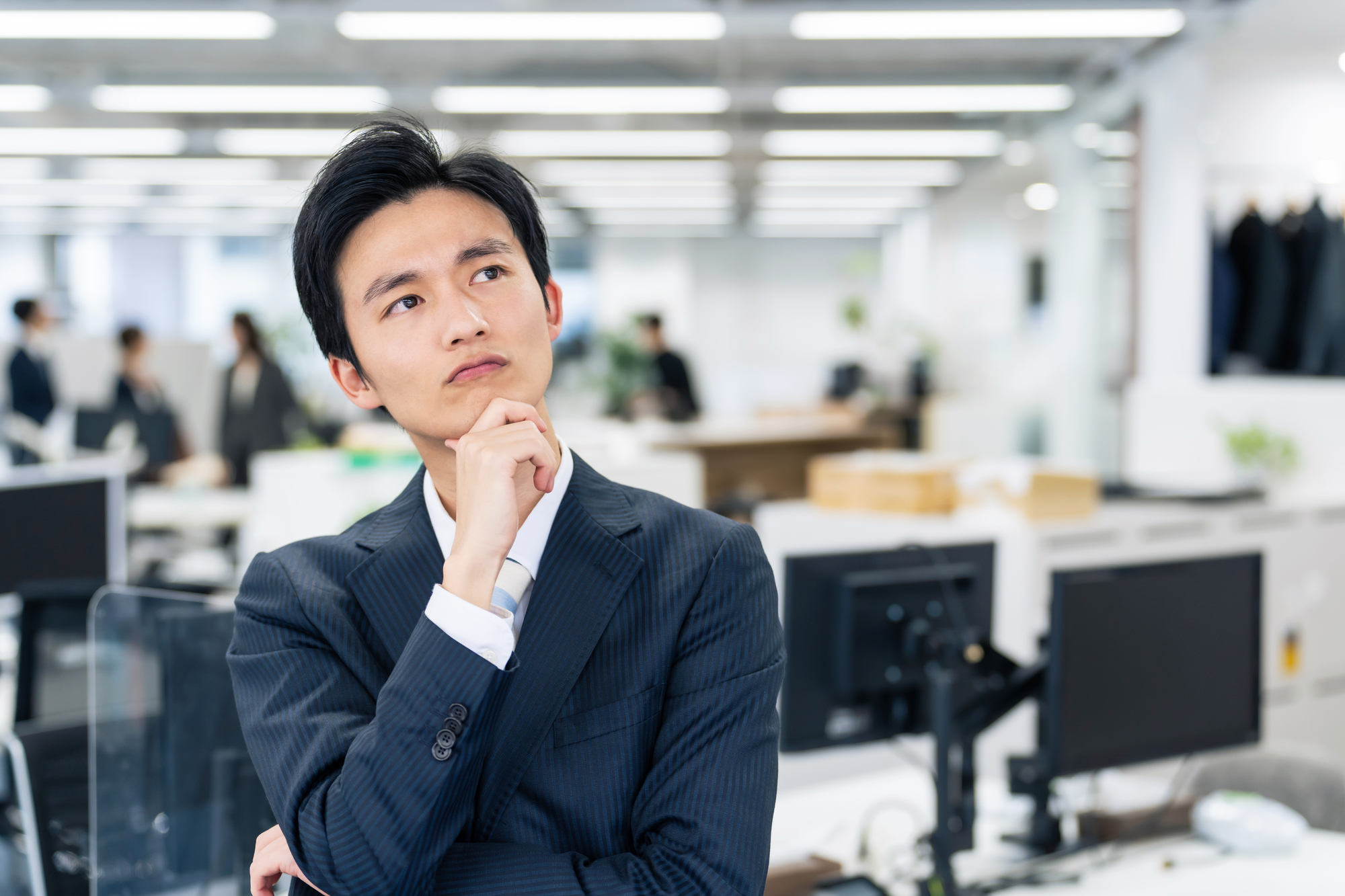 【2026年最新】経営企画の属人化を解消する6ステップ｜原因・リスクとおすすめSaaS9選